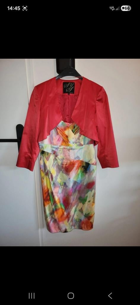 Kleurrijke cocktailjurk met rood jasje, Maat 38/40 (M), Ophalen of Verzenden, Boven de knie, Rood