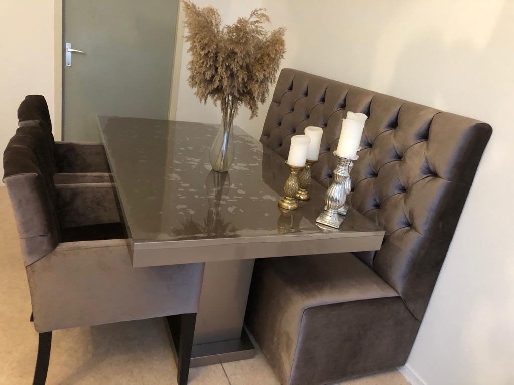 Luxe Eetbank met Eettafel - Velours, Huis en Inrichting, Tafels | Eettafels, Ophalen, Overige materialen, Modern, Luxe, Chesterfield