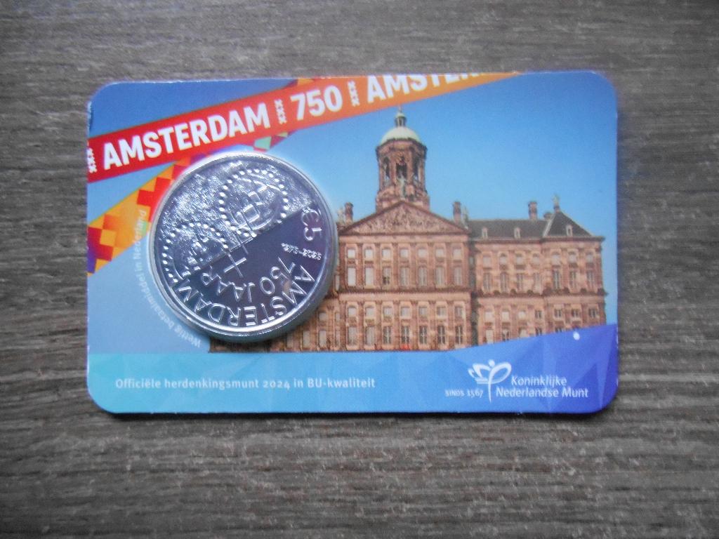 750 jaar Amsterdam Vijfje 2024 BU-kwaliteit in coincard, Postzegels en Munten, Munten | Nederland, Ophalen of Verzenden, Koningin Beatrix