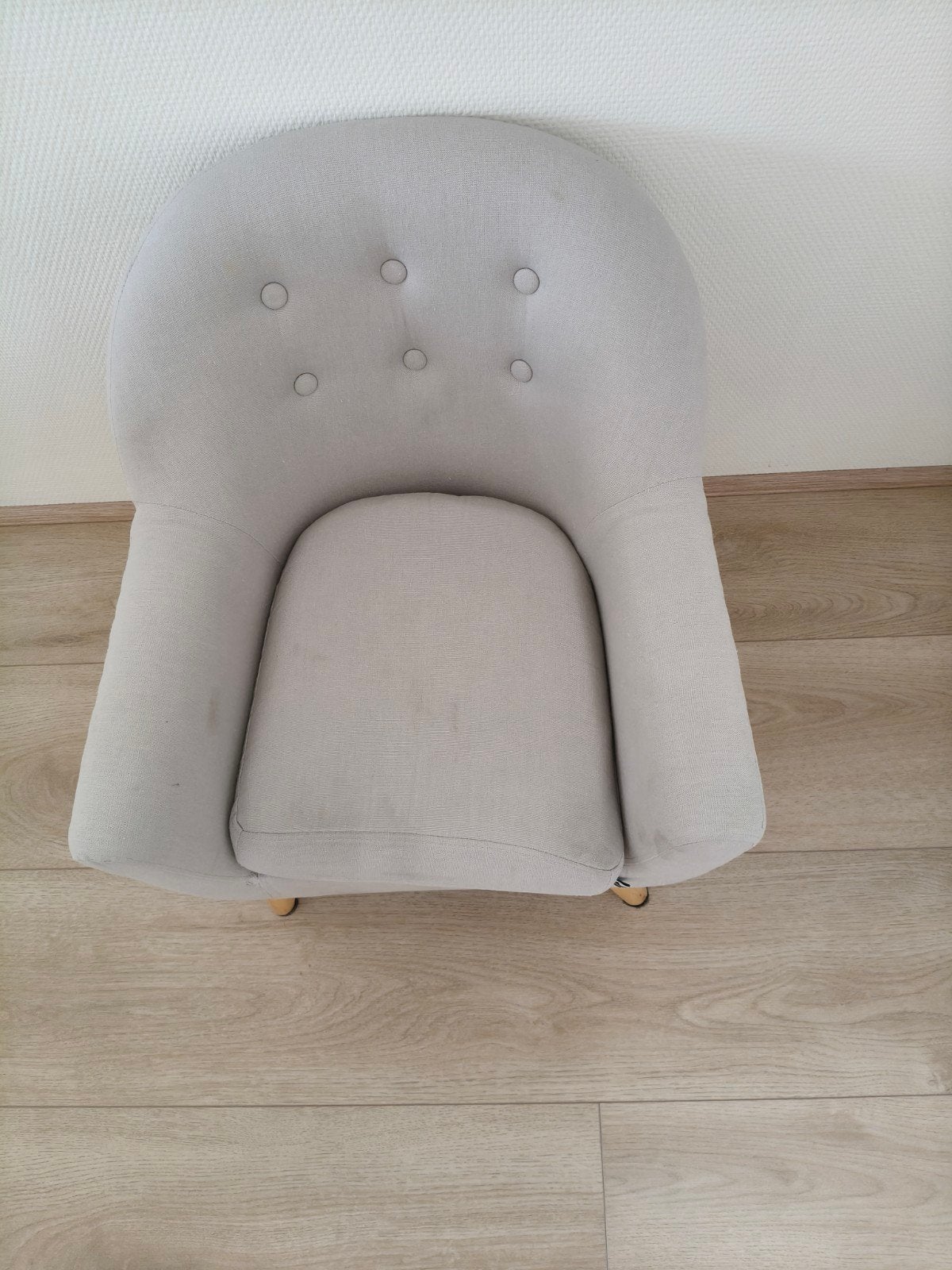 Grijs kinderstoeltje, Kinderen en Baby's, Kinderkamer | Tafels en Stoelen, Ophalen, Zo goed als nieuw, Stoel(en)