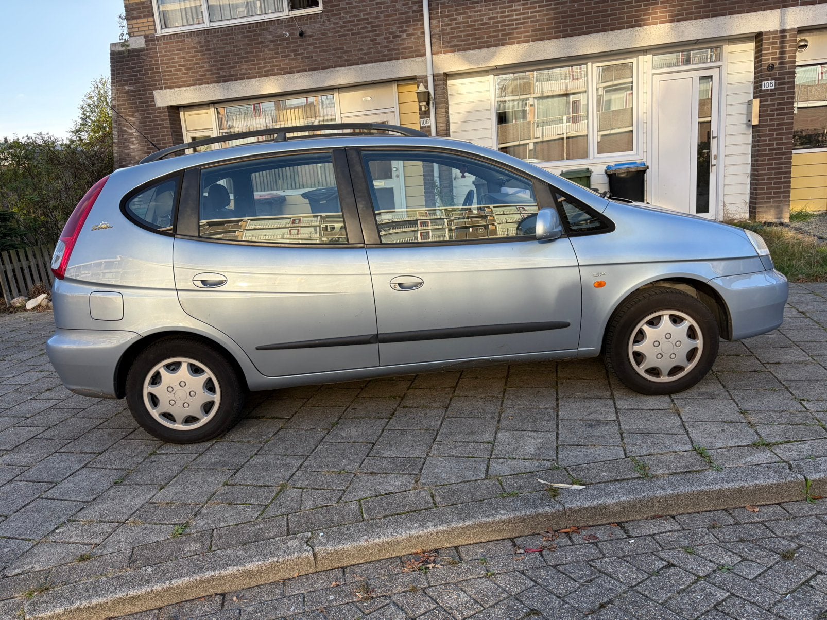 Daewoo Tacuma 1.6 2002 Grijs, Auto's, Voorwielaandrijving, Stof, Origineel Nederlands, Handgeschakeld
