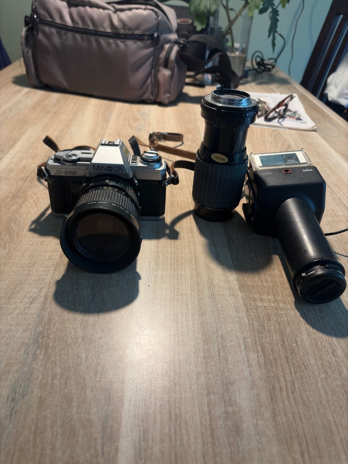 Minolta X-300 Spiegelreflexcamera met lenzen en flitser, Ophalen of Verzenden, Gebruikt, Spiegelreflex, Minolta