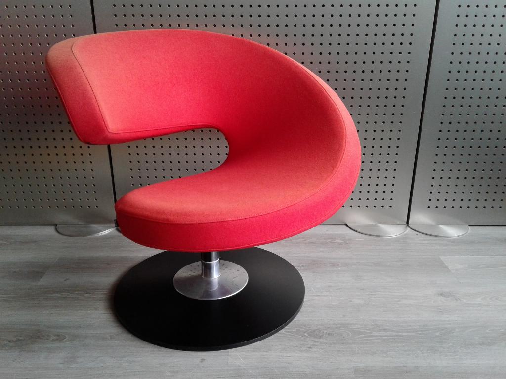Variér (Stokke) Peel Club (Rood / Oranje), Zeer Mooi!, Huis en Inrichting, Fauteuils, Ophalen, Zo goed als nieuw, Variér, 75 tot 100 cm