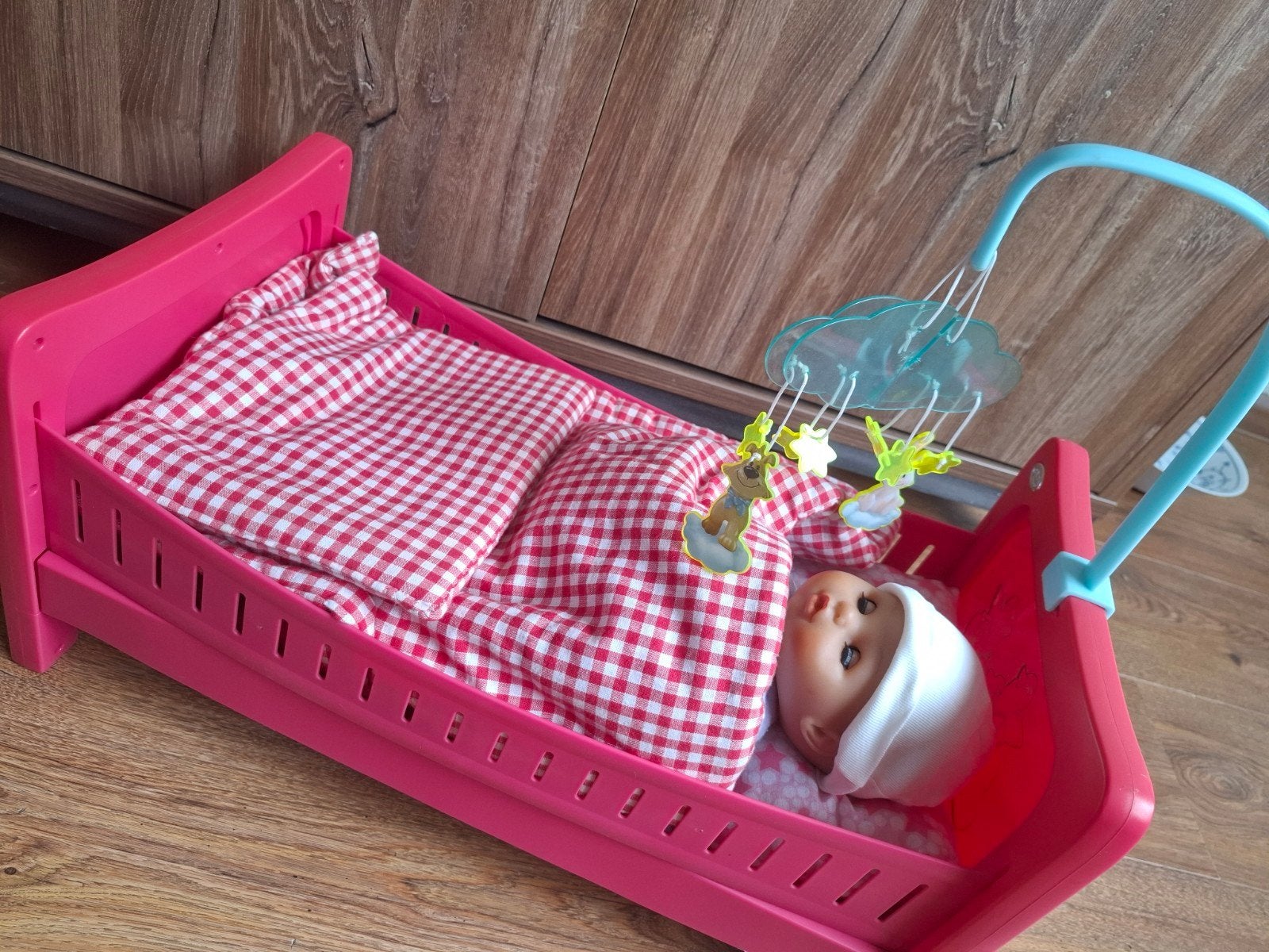 Baby Born bed met pop, Ophalen of Verzenden, Gebruikt, Babypop