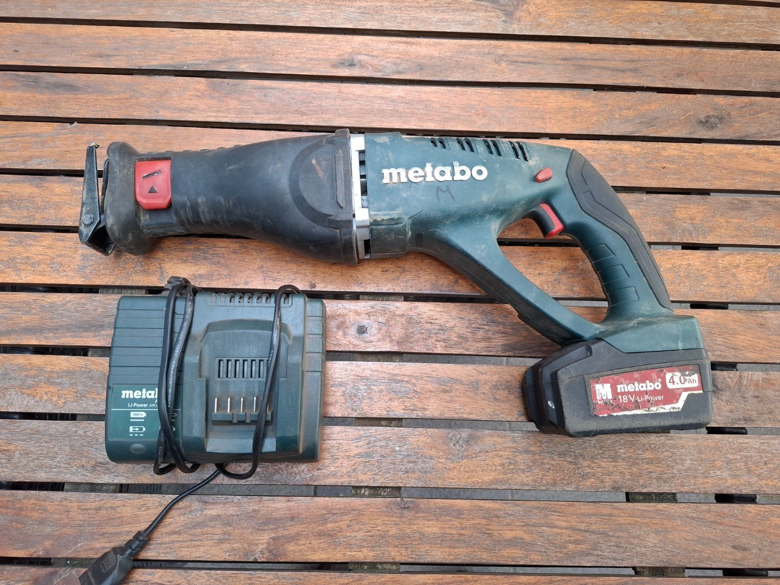 Metabo 18v, Ophalen, 600 tot 1200 watt, Reciprozaag, 70 mm of meer