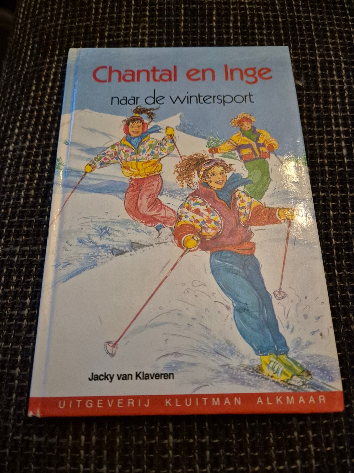 Chantal en Inge naar de wintersport - Jacky van Klaveren, Ophalen of Verzenden, Gelezen, Fictie algemeen