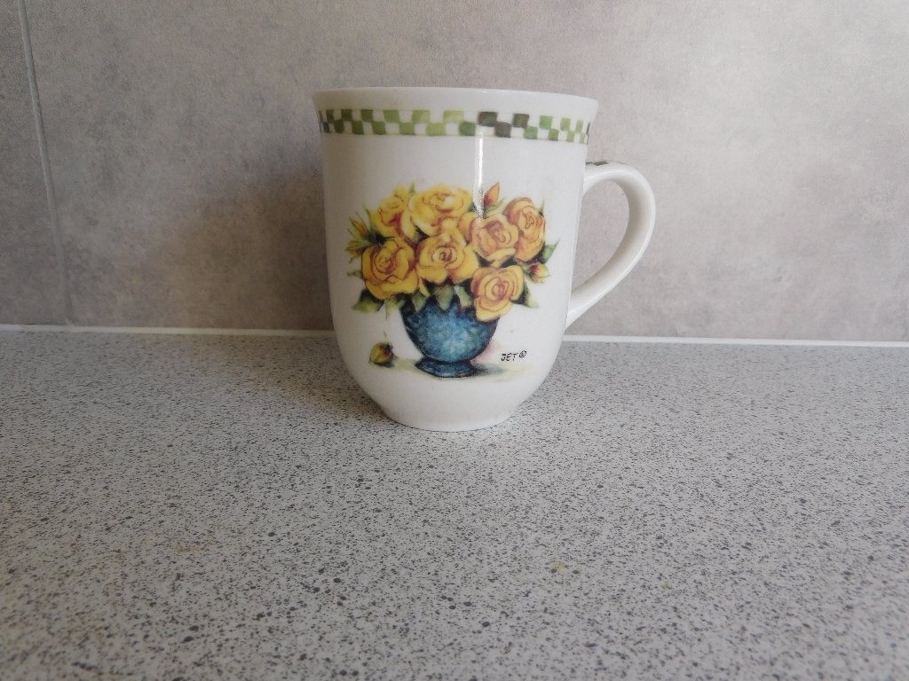 Mok 10x8 cm. Bouquet Roses JET by ter Steege, Zo goed als nieuw, Overige stijlen, Jet by Ter Steege, Porselein