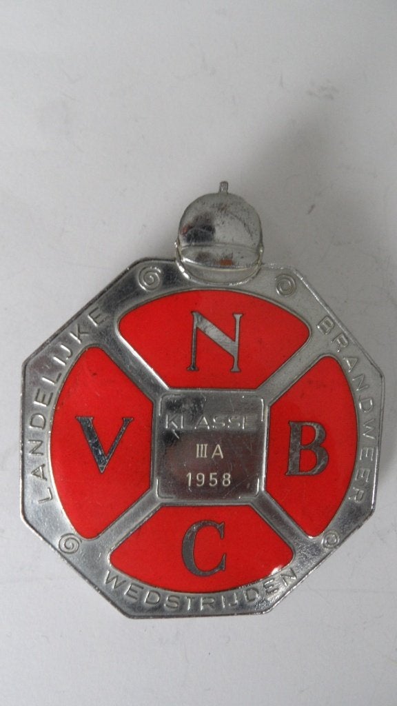 Brandweer 1958 plaquette geëmailleerd, Verzenden, Gebruikt, Gebruiksvoorwerp