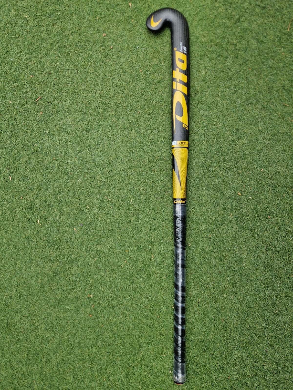 Dita Hockeystick 37,5 inch 95% Carbon Low Bow, Ophalen of Verzenden, Nieuw, Stick