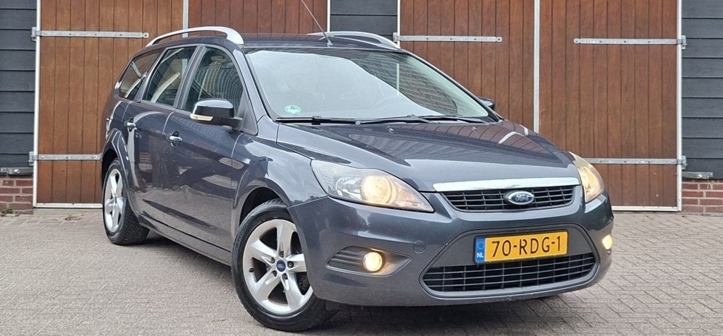 Ford FOCUS Wagon 1.6 Comfort | Trekhaak | Bluetooth | Distri, Auto's, Focus, Gebruikt, 4 cilinders, 635 kg