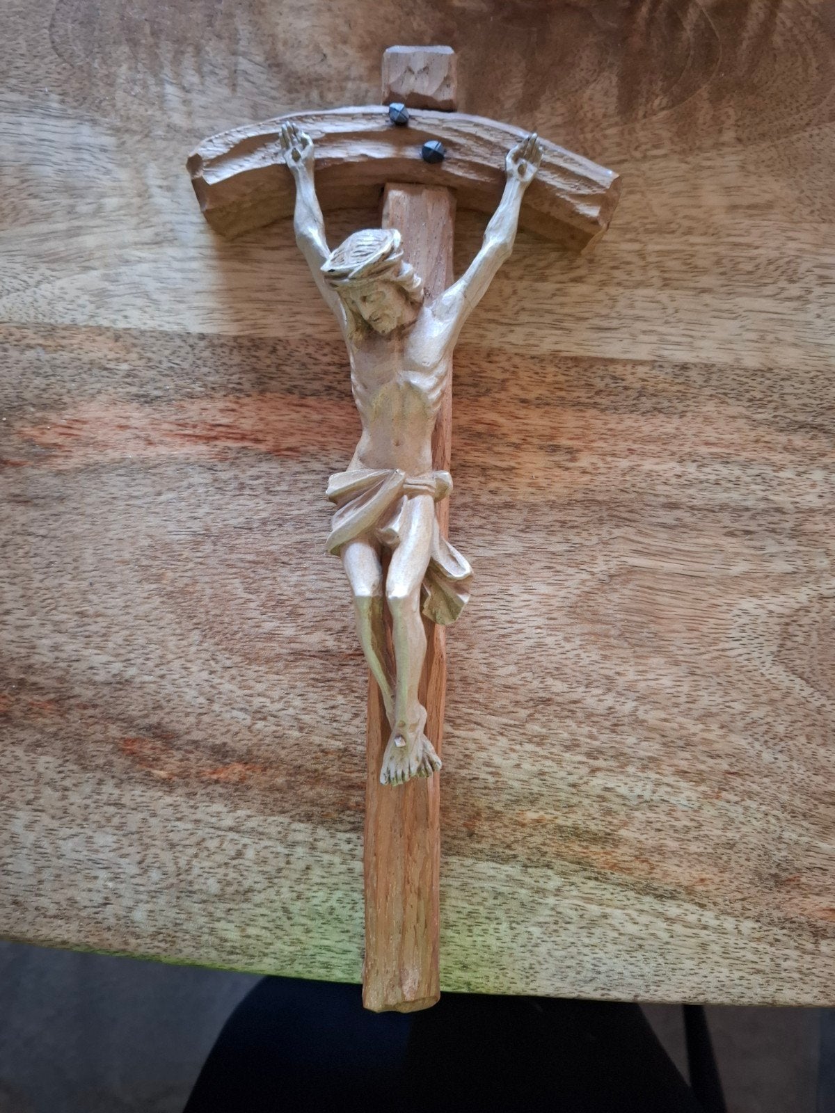 Houten Kruisbeeld met Jezusfiguur - Religieuze Decoratie, Ophalen of Verzenden