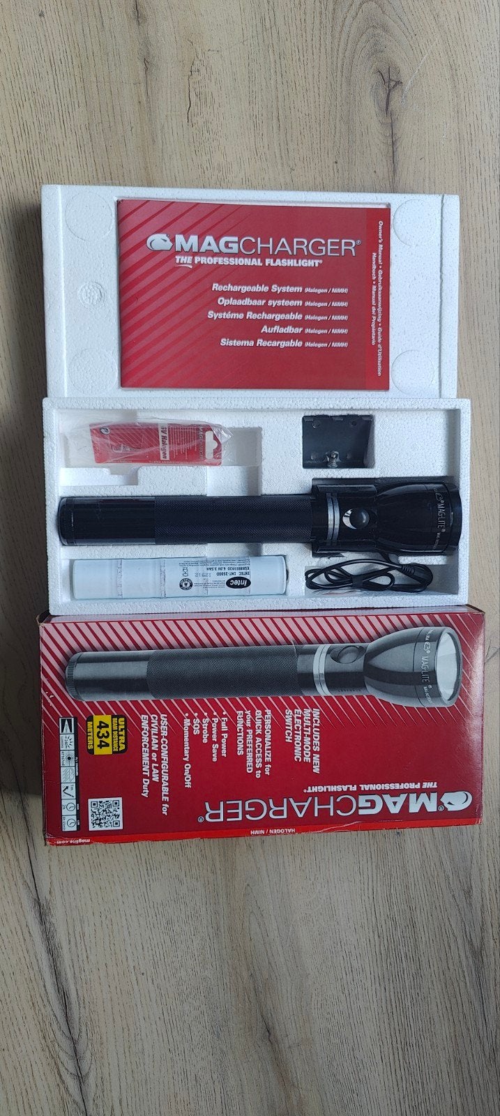 Mag-Lite MagCharger Oplaadbare Zaklamp - Professioneel, Ophalen, Gebruikt, Batterij