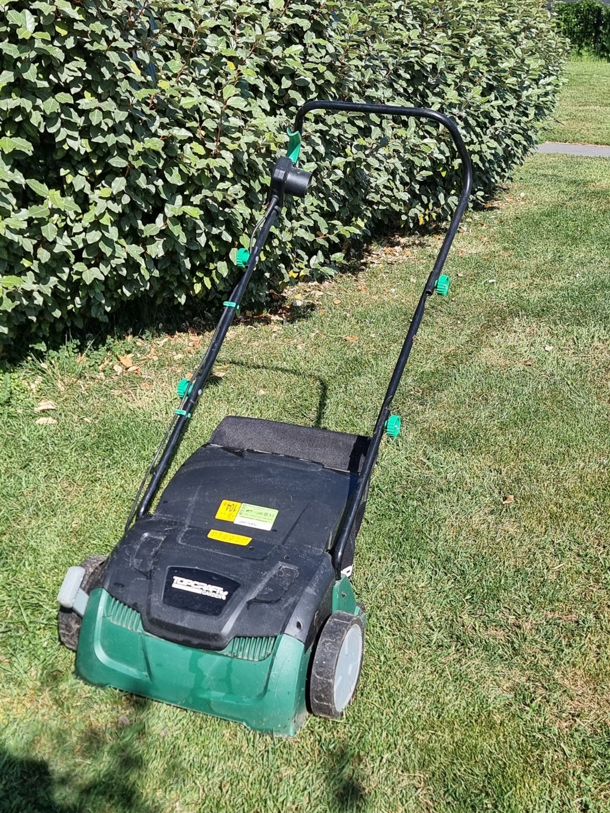 Topcraft Verticuteermachine/Grasbeluchter 1300W, Cirkelmaaier, Gebruikt, Elektrische grasmaaier, Topcraft