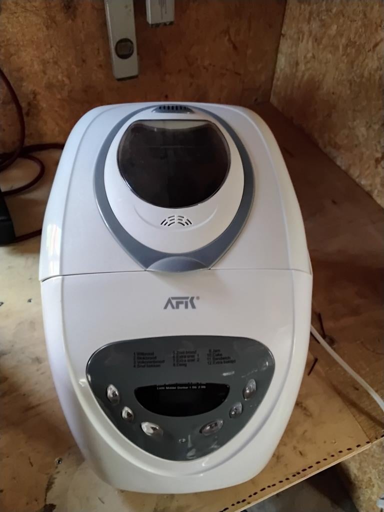 BROODBAKMACHINE, Witgoed en Apparatuur, Broodbakmachines, Ophalen