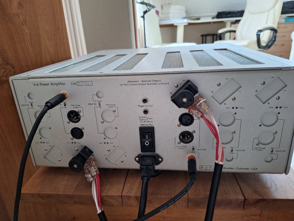 Ayre V6 eindversterker, Ophalen, Zo goed als nieuw, 120 watt of meer, Overige merken