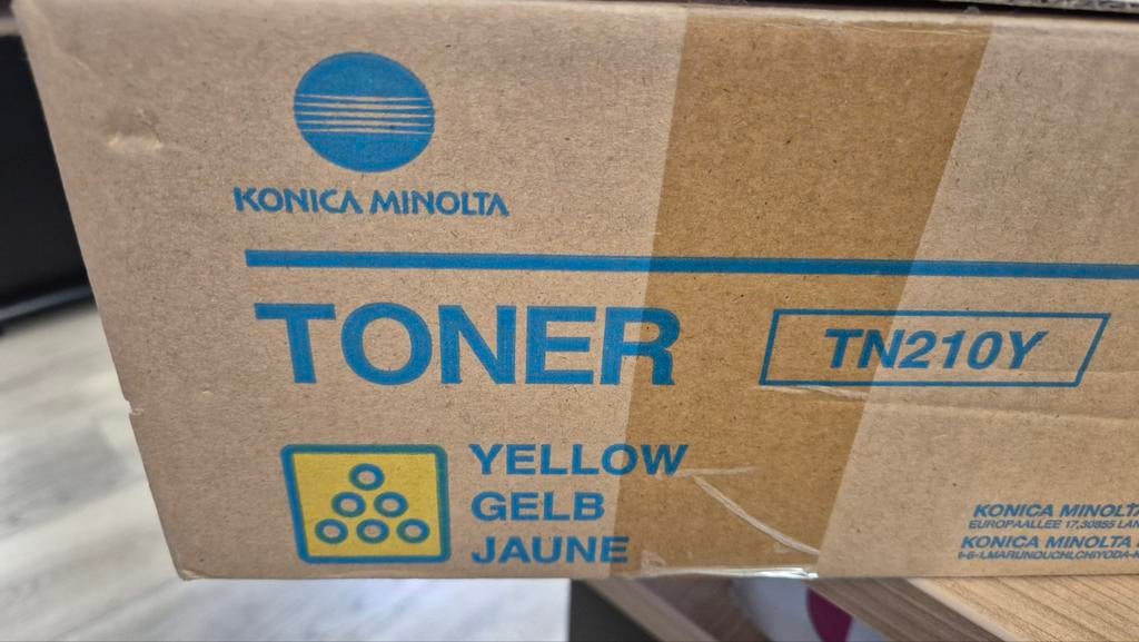 Konica Minolta yello, Ophalen of Verzenden, Nieuw, Toner