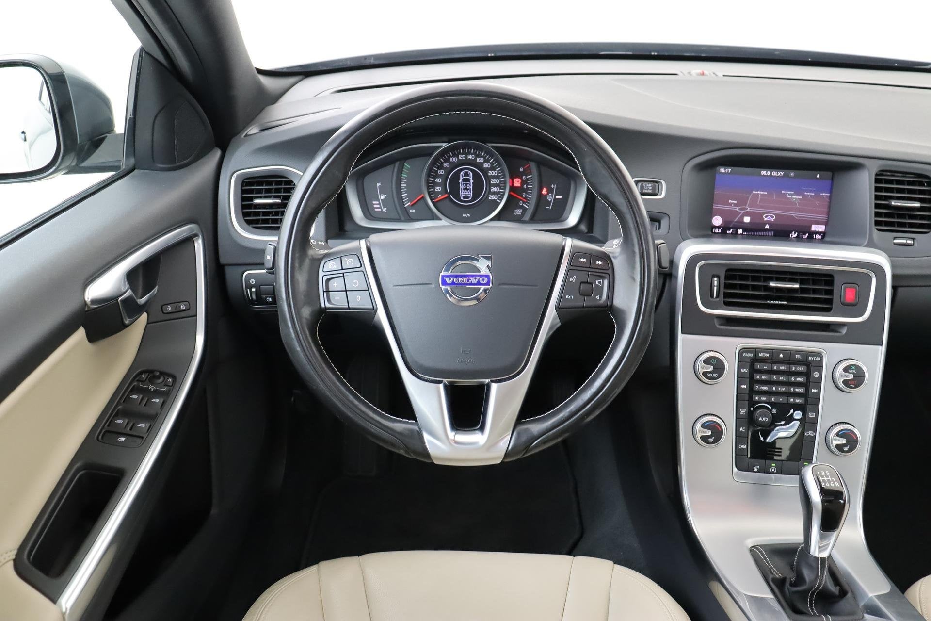Volvo S60 T4 (H) POLAR+ DYNAMIC -PANO.DAK|CAMERA|KEYLESS|ADA, Auto's, Voorwielaandrijving, 12 maanden, Gebruikt, S60