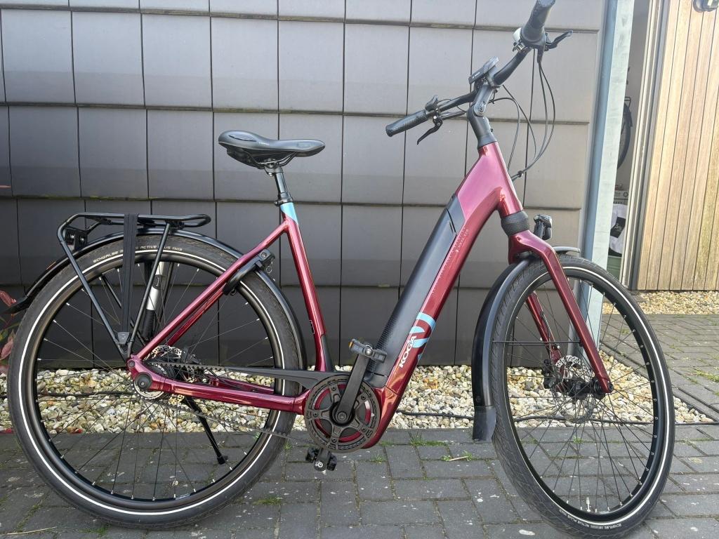 Koga E-NOVA EVO-PT Lady Dark-Cherry 56 cm en 500Wh Bosch, Fietsen en Brommers, Zo goed als nieuw, 50 km per accu of meer, 55 tot 59 cm