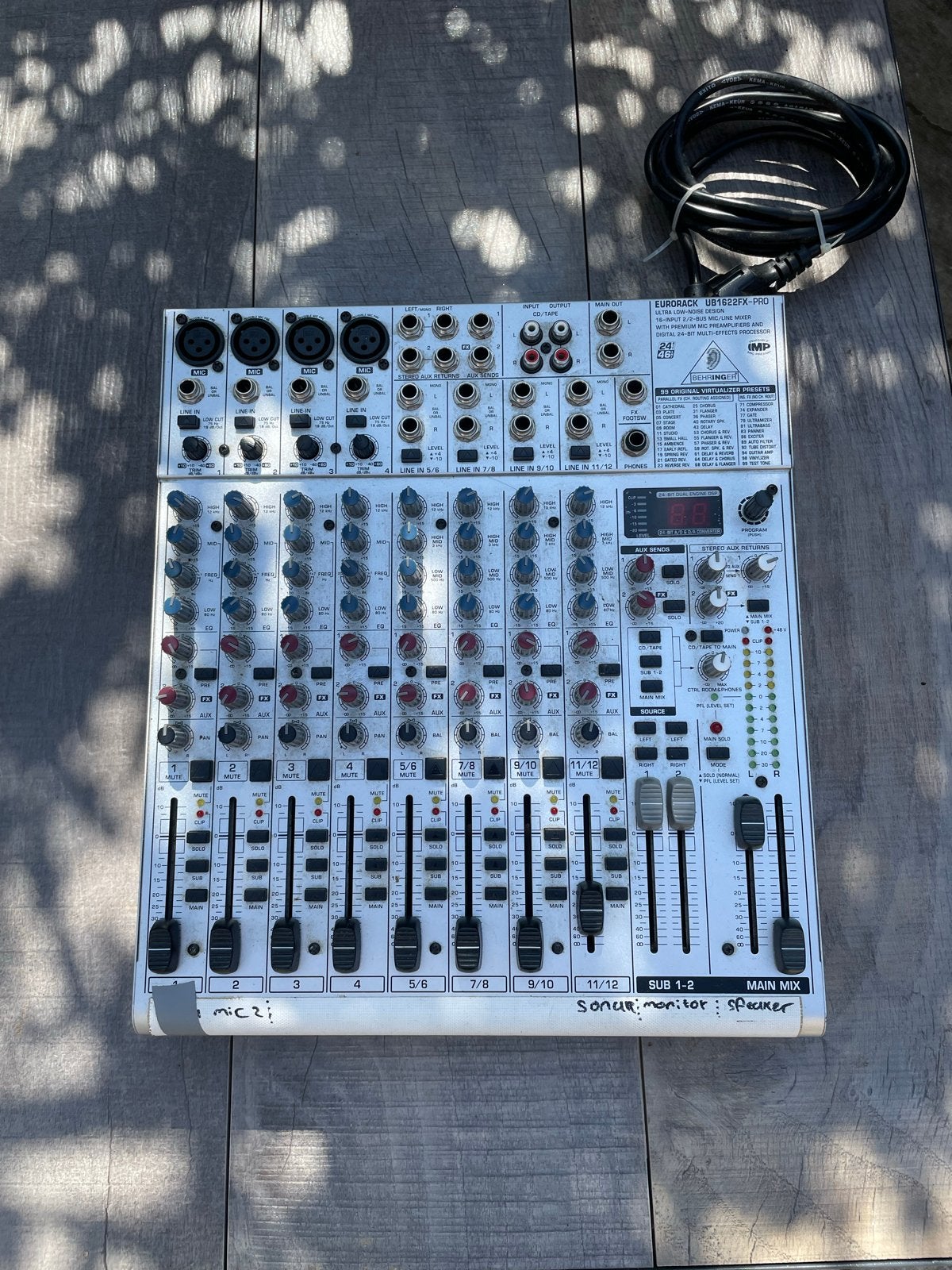 Behringer Eurorack UB1622FX-PRO Mixer, Ophalen, Gebruikt, 10 tot 20 kanalen, Microfooningang