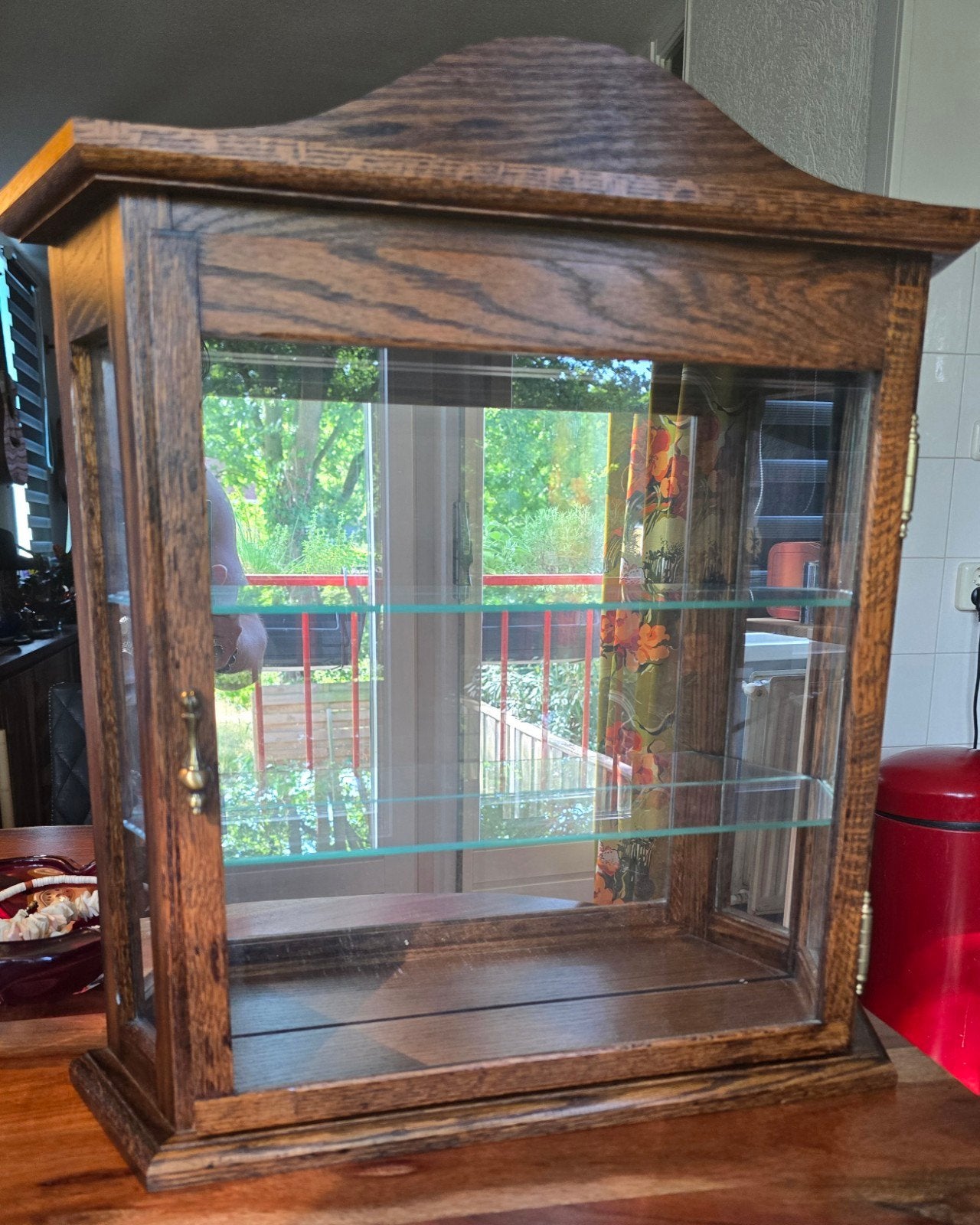 Vintage Eiken Wandvitrine (Passmann Import) met Spiegelwand, Ophalen