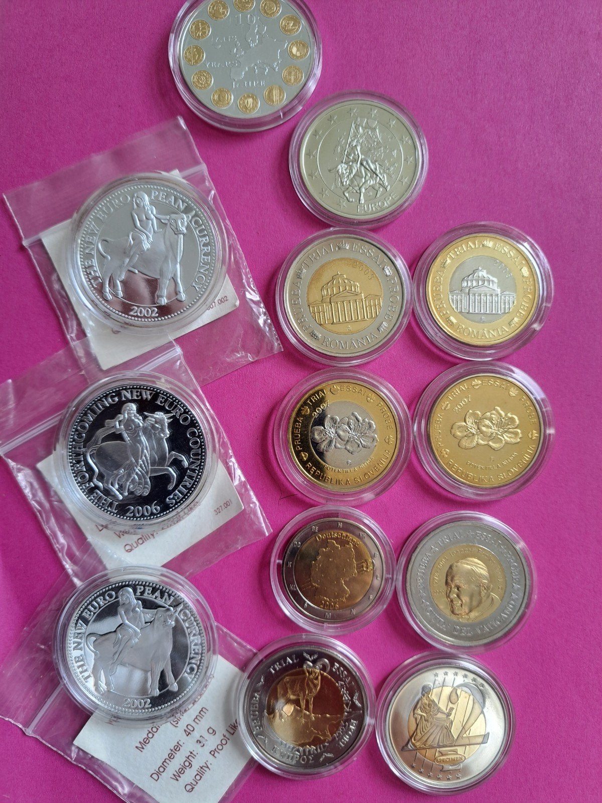 13 penningen euro probemunten etc., Ophalen of Verzenden, Overige materialen, Buitenland
