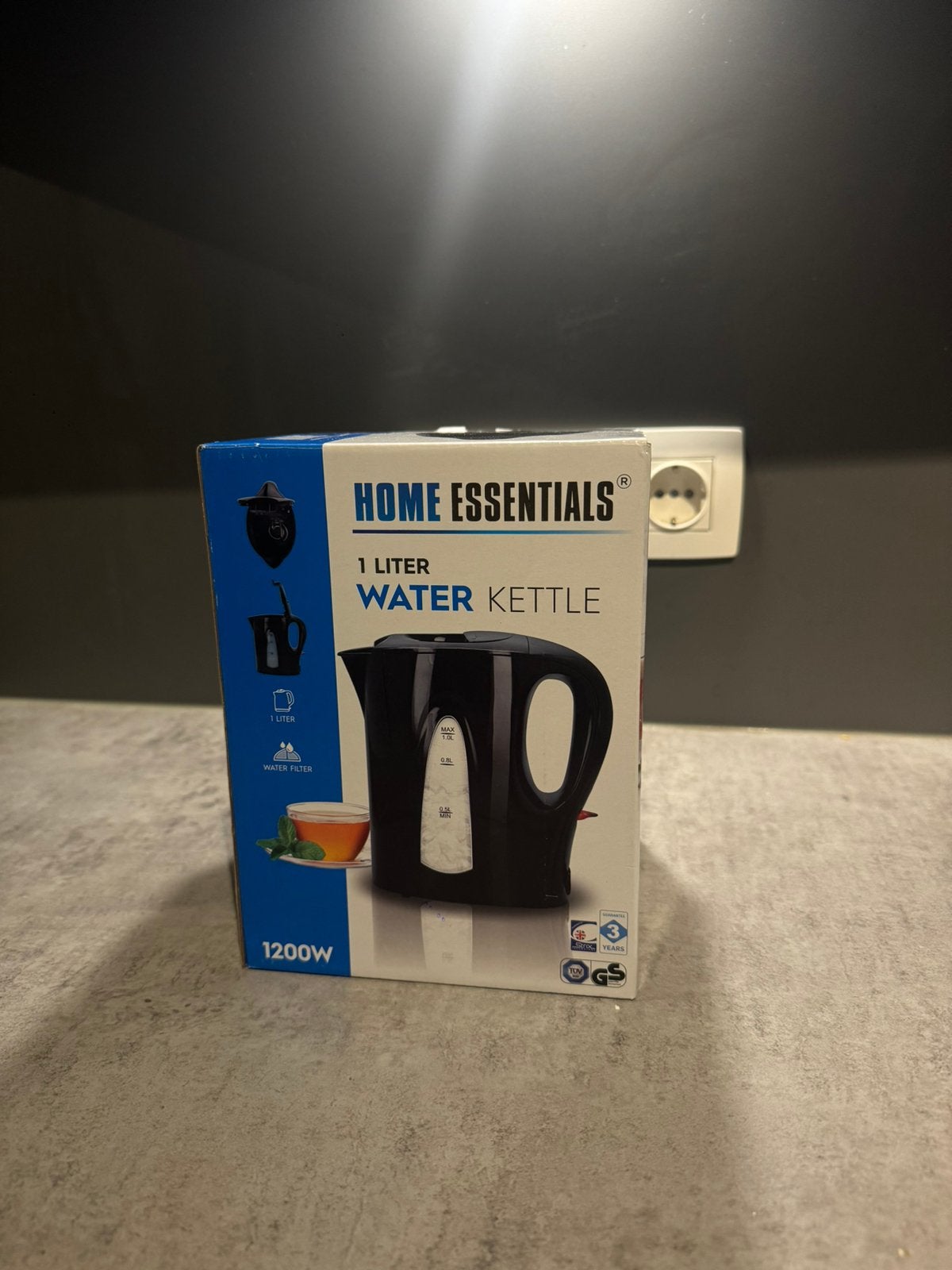 Home Essentials waterkoker 1L – 1200W, nauwelijks gebruikt, 1 tot 2 liter, Ophalen of Verzenden, Zo goed als nieuw