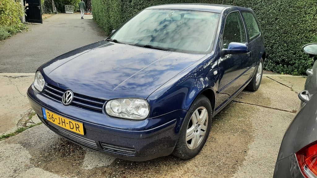 Volkswagen Golf 1.6 77KW 2002 met werk, Auto's, Voorwielaandrijving, Stof, 4 cilinders, Blauw