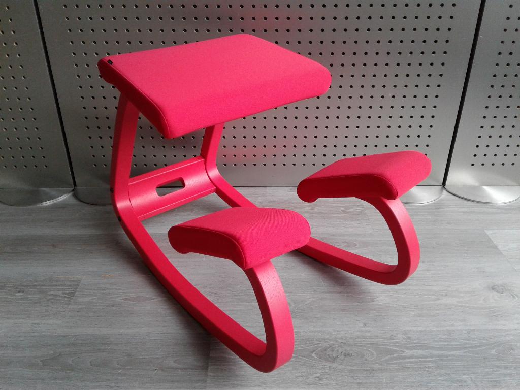 Variér (Stokke) Variable Balans (Rood), Nieuw!, Huis en Inrichting, Bureaustoelen, Nieuw, Ophalen of Verzenden, Variér, Bureaustoel