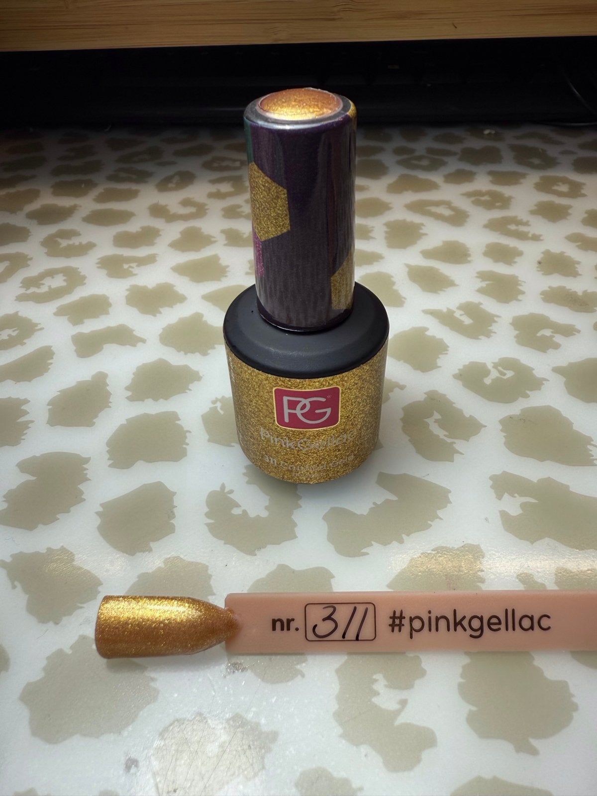 Pink Gellac nr. 311 Gold Shimmer Gel Nagellak, Ophalen of Verzenden, Zo goed als nieuw, Handen en Nagels, Goud