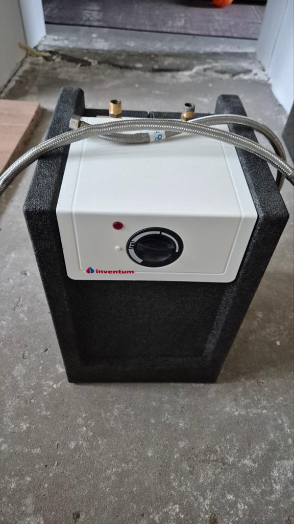 Inventum Q10 Boiler 10L - Compacte Keukenboiler, Minder dan 20 liter, Ophalen, Boiler