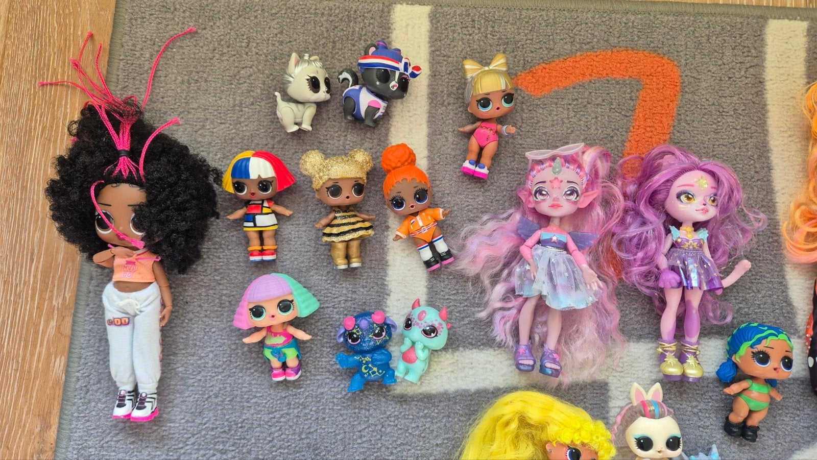 Grote set Rainbow High, LOL en Magic Mixies poppen + acc., Kinderen en Baby's, Ophalen of Verzenden, Gebruikt, Overige typen