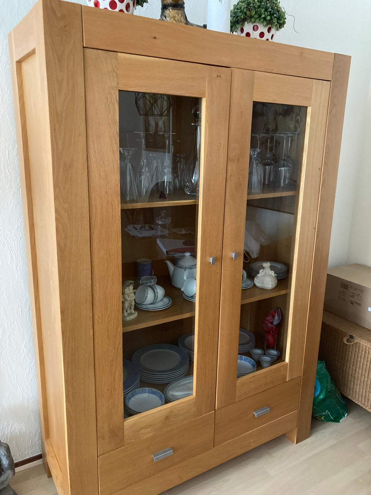 Compleet meubelset vitrinekast dressoir eettafel, Ophalen, Gebruikt