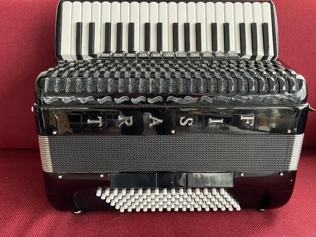Z.g.a.n. italiaanse Fisart Ravel IV accordeon .96bas.4korig, Overige merken, Met koffer, Zo goed als nieuw, 96-bas