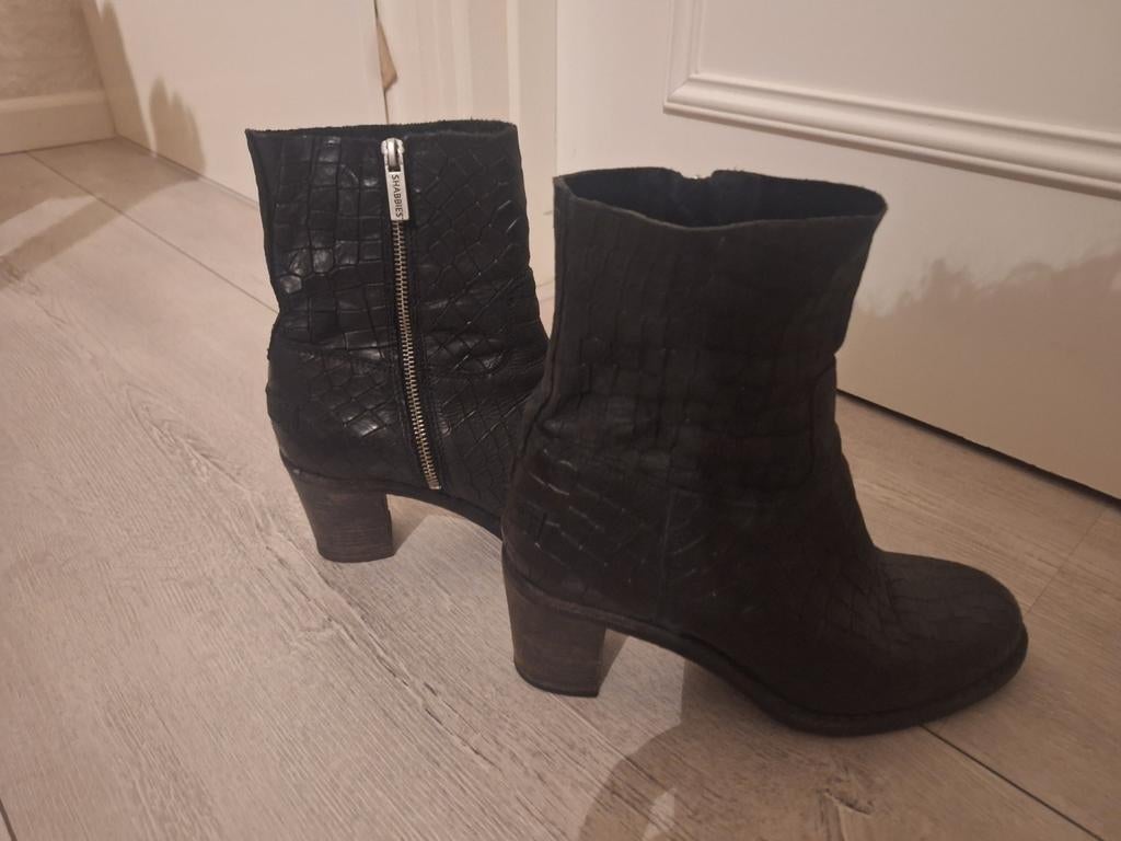 Shabbies Amsterdam leren enkellaarsjes met crocoprint, Kleding | Dames, Schoenen, Shabbies Amsterdam, Zwart, Lage of Enkellaarzen