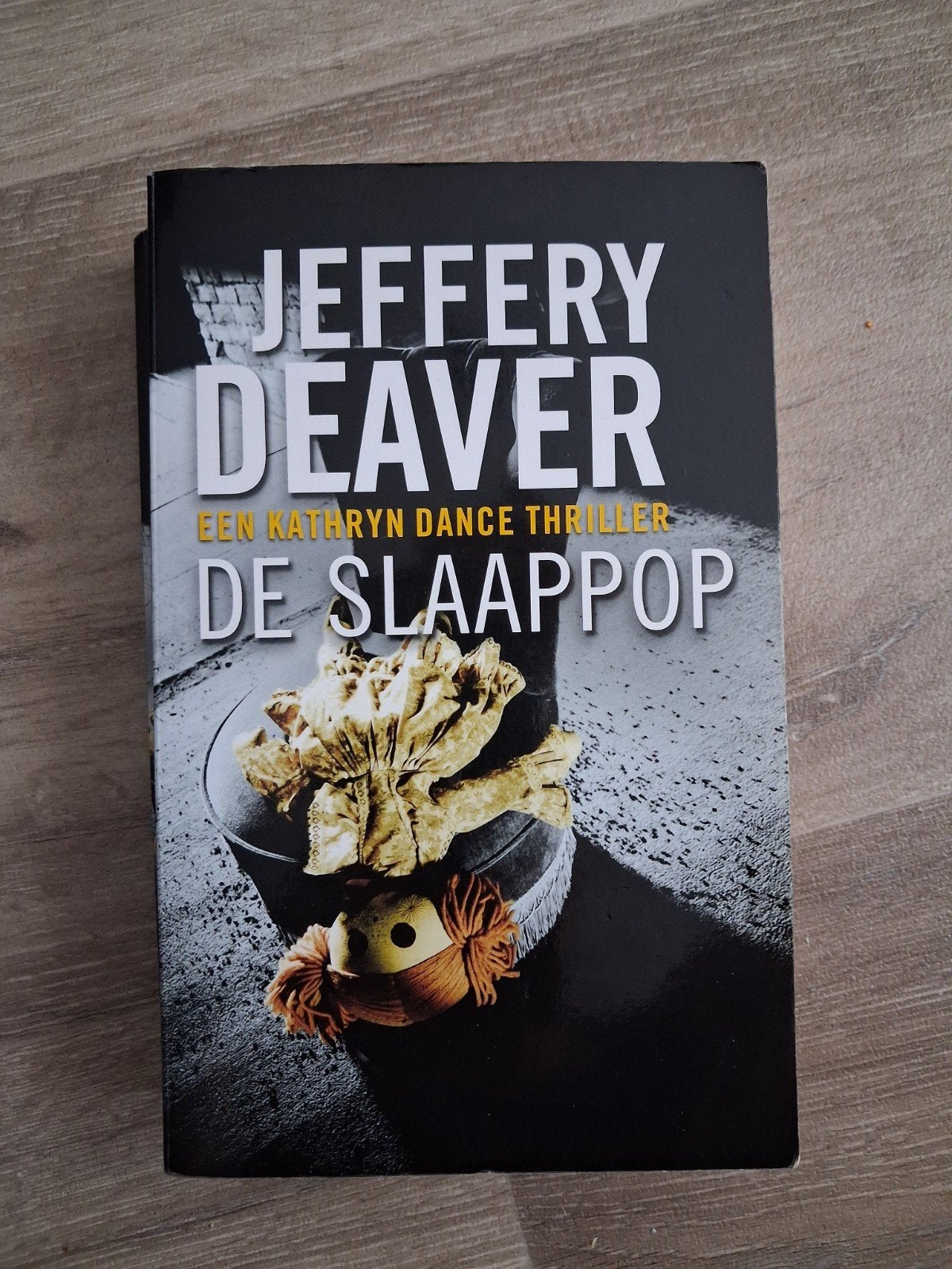 De slaappop - Jeffrey Deaver, Ophalen of Verzenden, Zo goed als nieuw