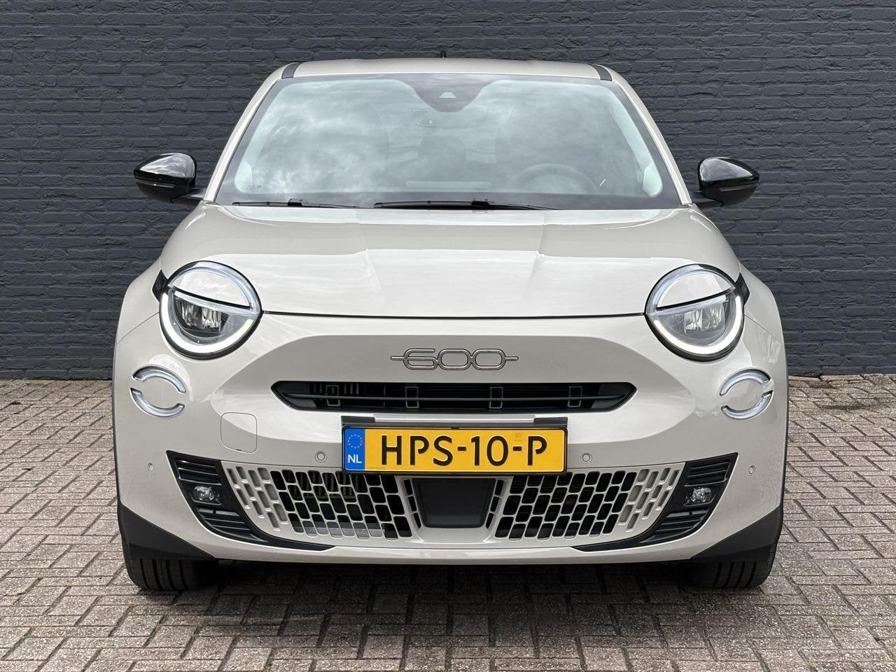 Fiat 600 1.2 Hybrid Urban | 1e Eigenaar | Stoelverwarming |, Stof, Gebruikt, 1199 cc, 620 kg