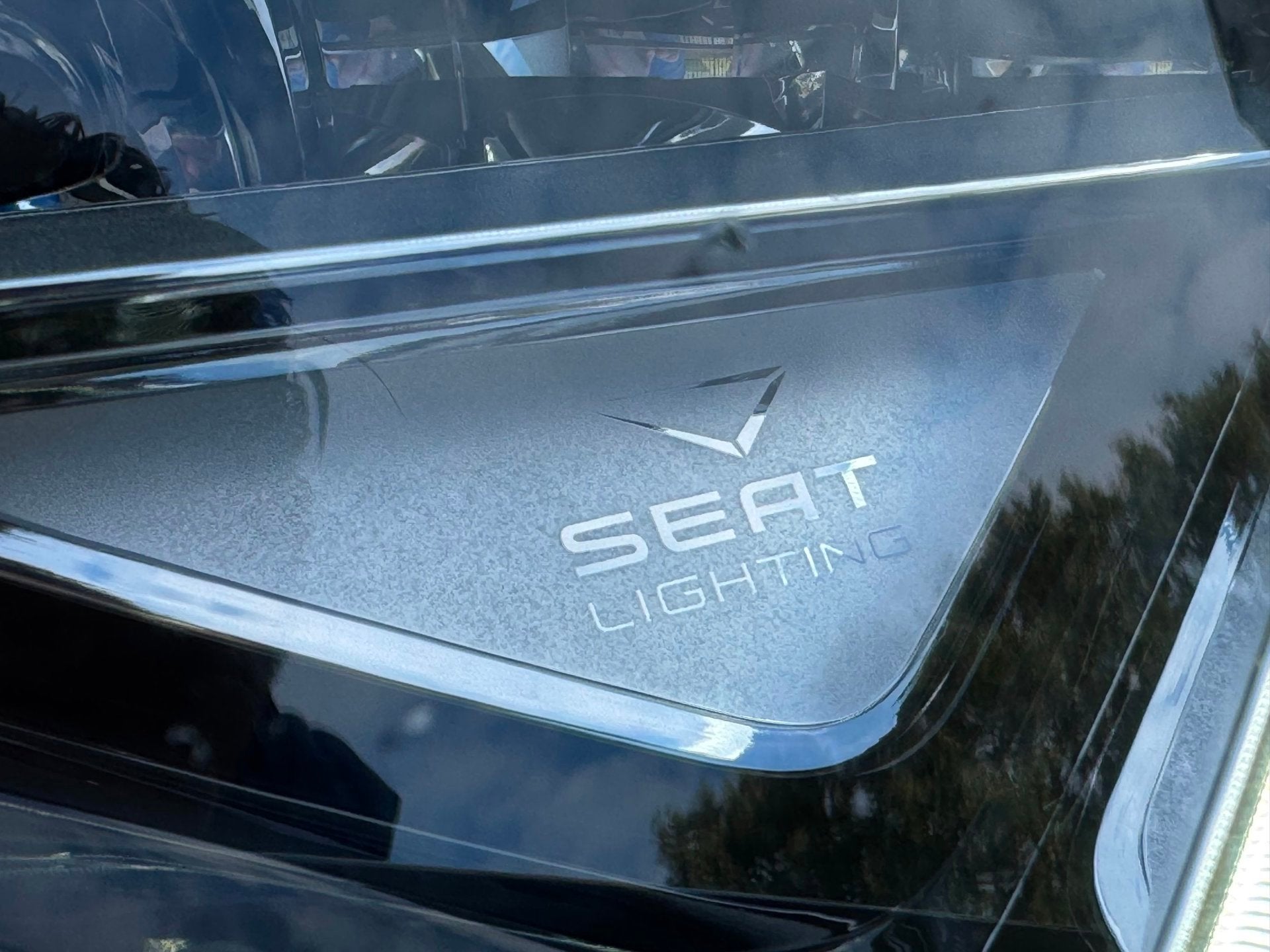 Seat Ateca 1.4 EcoTSI FR Business Intense / TREKHAAK / 360-C, Auto's, Voorwielaandrijving, 4 cilinders, Wit, Handgeschakeld