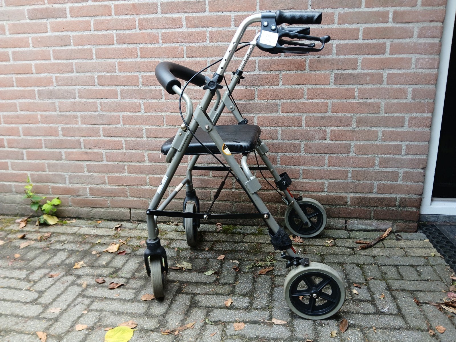 Opvouwbare rollator, Diversen, Ophalen, Opvouwbaar, Gebruikt
