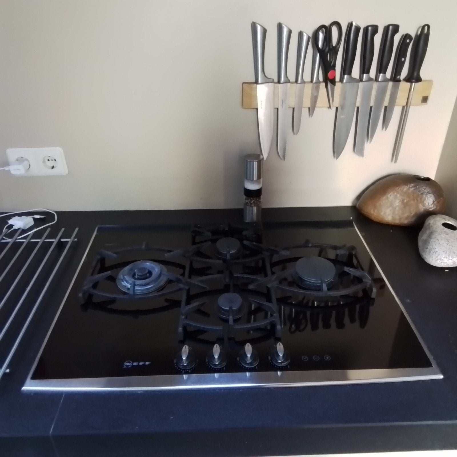 Neff Gasfornuis - 4 Kookzones - Zwart Glas, Witgoed en Apparatuur, Kookplaten, Gebruikt, Inbouw, Gas, 4 kookzones, Ophalen