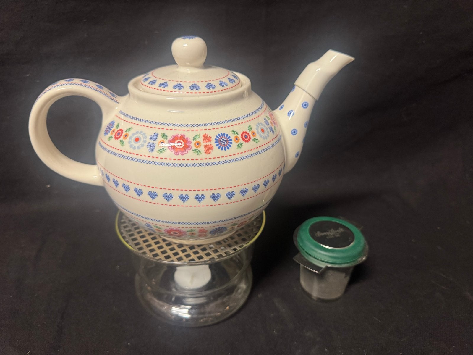 Complete theepot met warmhouder & Simon Lévelt theezeef, Huis en Inrichting, Gebruikt, Steen/keramiek, Meerkleurig, Overige merken