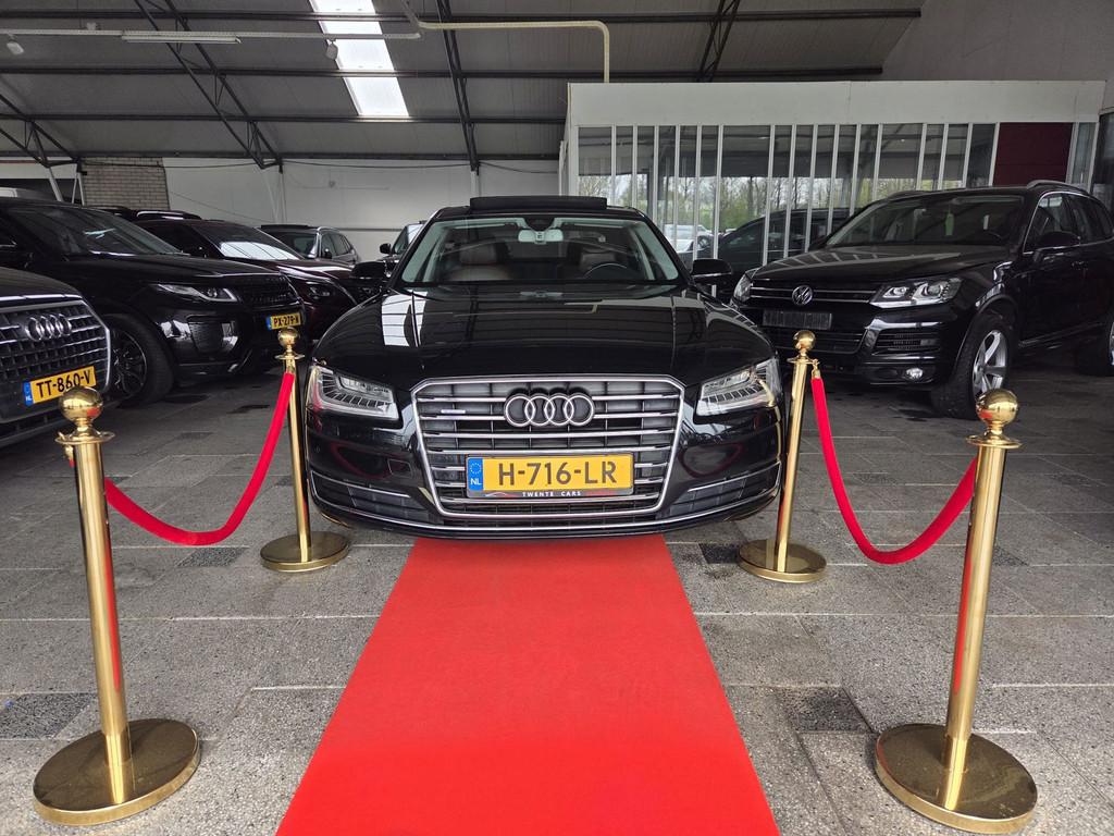Audi A8 L 30TDI QUATTRO 2XPANO+ SOFTCLOSE 8X ALUVELGEN!, Auto's, Audi, Automaat, Euro 6, Regensensor, Zwart