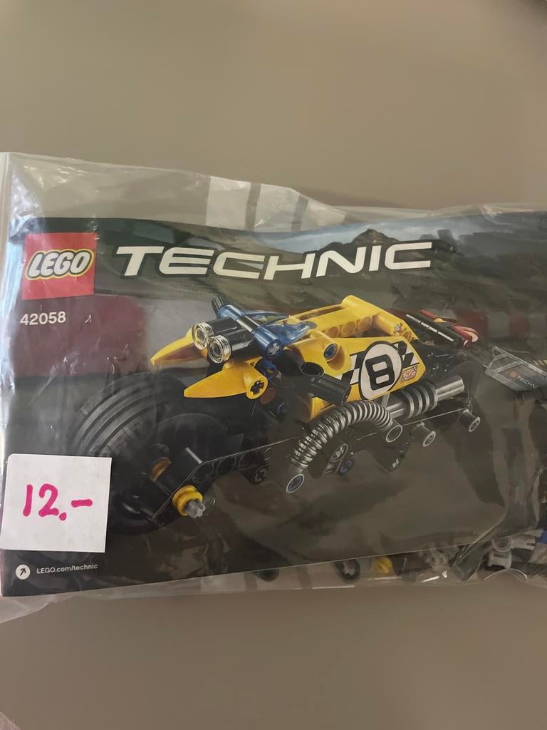 LEGO Technic 42058 Stuntmotor, Verzenden, Zo goed als nieuw, Complete set, Lego