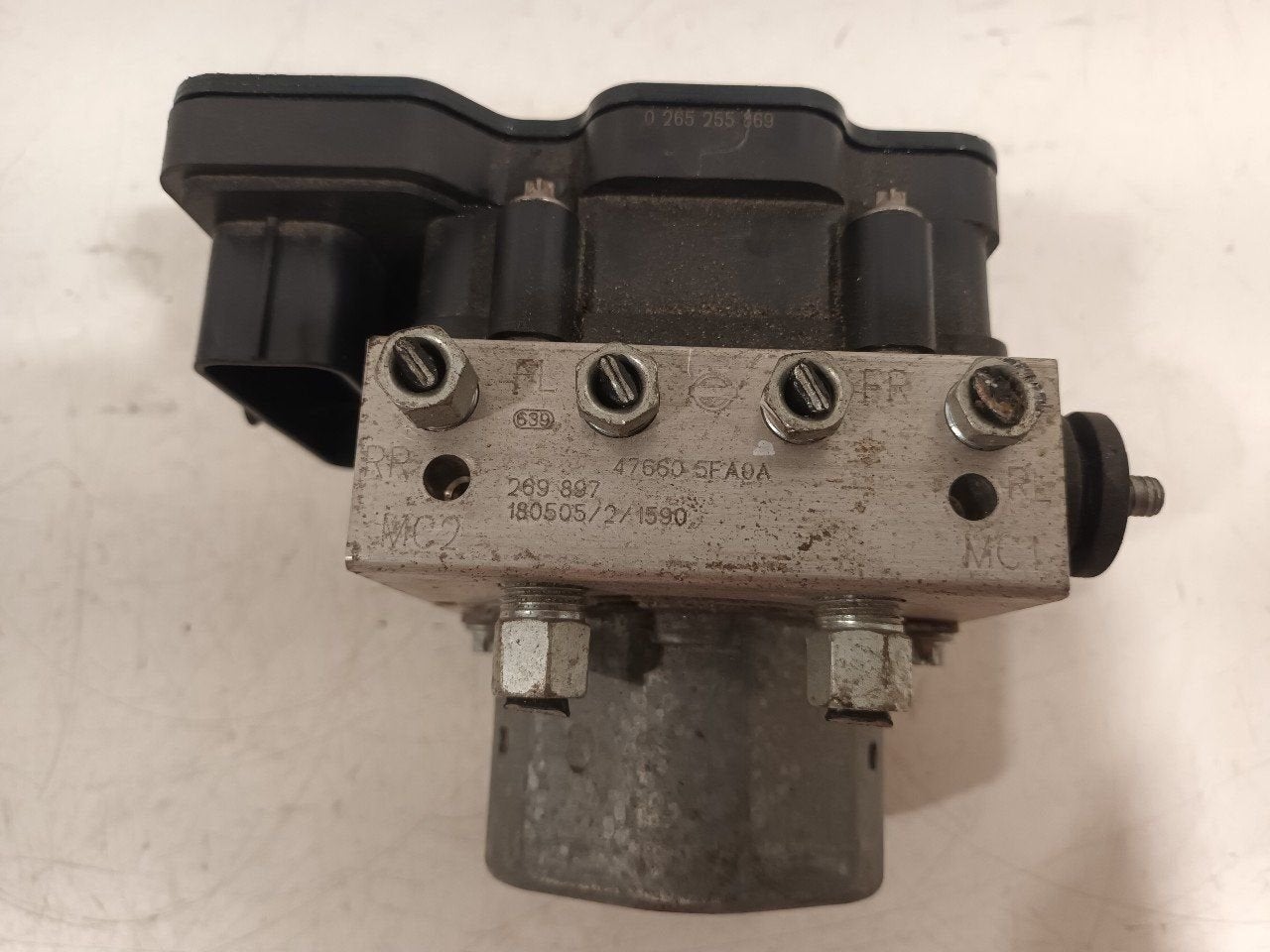 Abs pomp Nissan Micra, Onderdelen@venauto.nl, Van der Ven Autorecycling B.V., Gebruikt, Ettenseweg 76, 4706 PB Roosendaal, The Netherlands