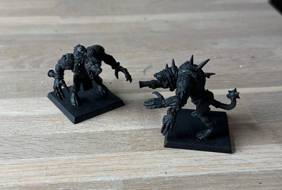 Warhammer Skaven rat ogre 2x, Hobby en Vrije tijd, Wargaming, Ophalen of Verzenden, Zo goed als nieuw, Warhammer