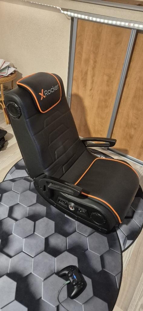 Gamestoel X-Rocker met ingebouwde speakers, Ophalen, Zo goed als nieuw
