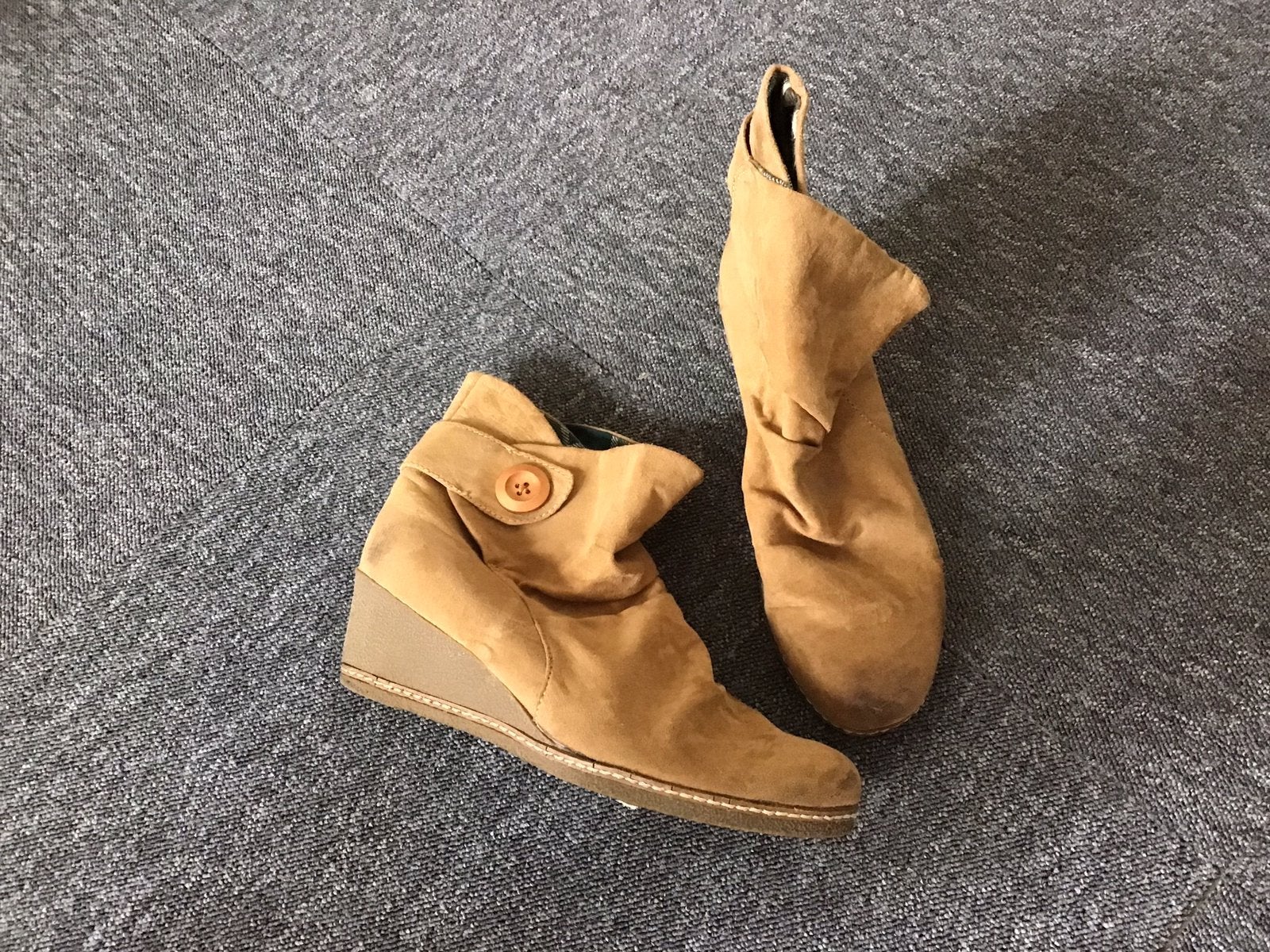 Gele enkel laarsjes met sleehak, Geel, Lage of Enkellaarzen, Ophalen of Verzenden, Gedragen