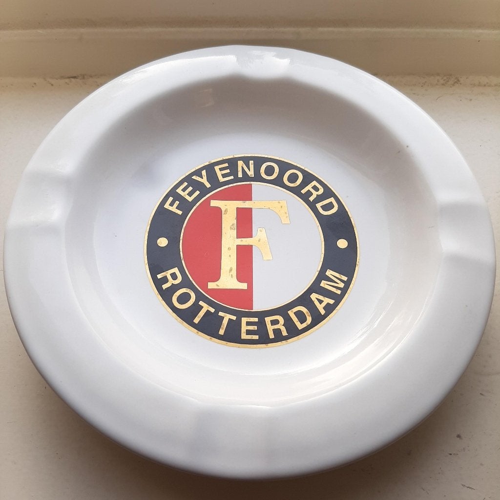 Asbak Feyenoord uitgeven embleem in GOUDEN logo, Verzenden, Zo goed als nieuw, Feyenoord, Overige typen