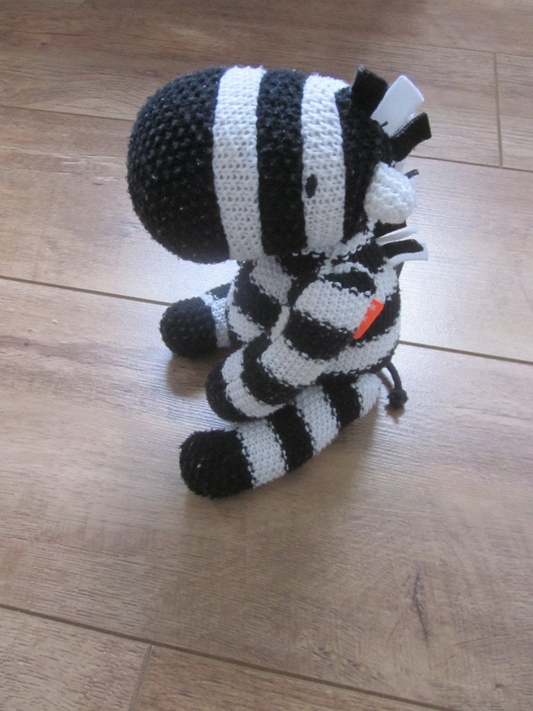 Hema wit/zwart gerstekorrel gebreide zebra paard knuffel, Paard, Hema, Overige karakters, Korrelvulling