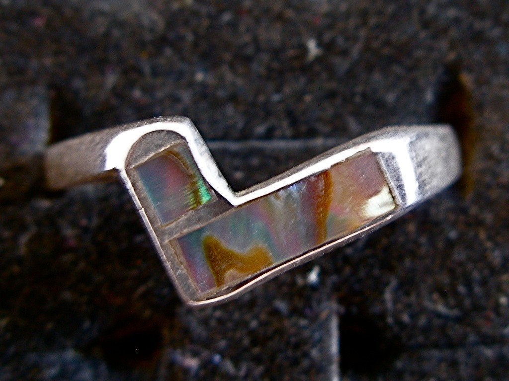 Zilveren 925 zilver ring mooie abalone schelp maat 17.5, Overige kleuren, Verzenden, Nieuw, 17 tot 18