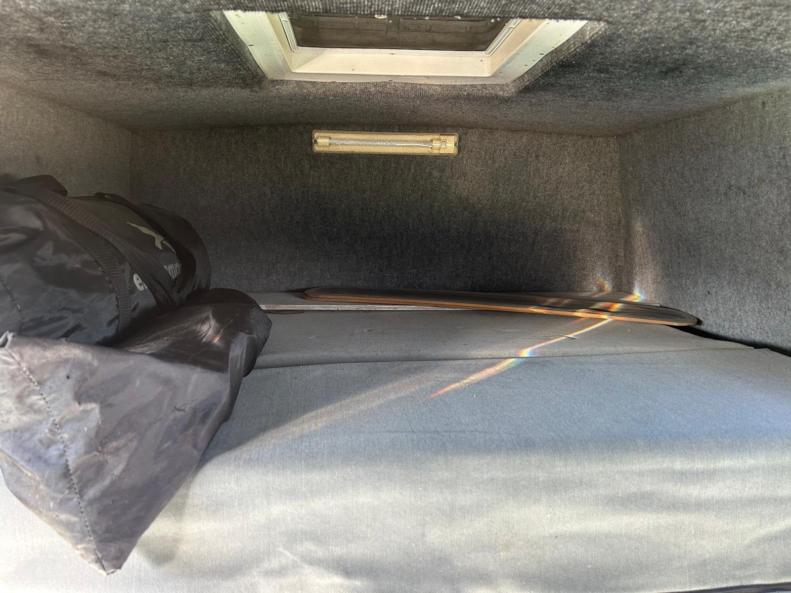 Foto 20 van Ford TRANSIT 80D ORINELE FABRIEKS BUSCAMPER 4 SLAAP PLAATSEN